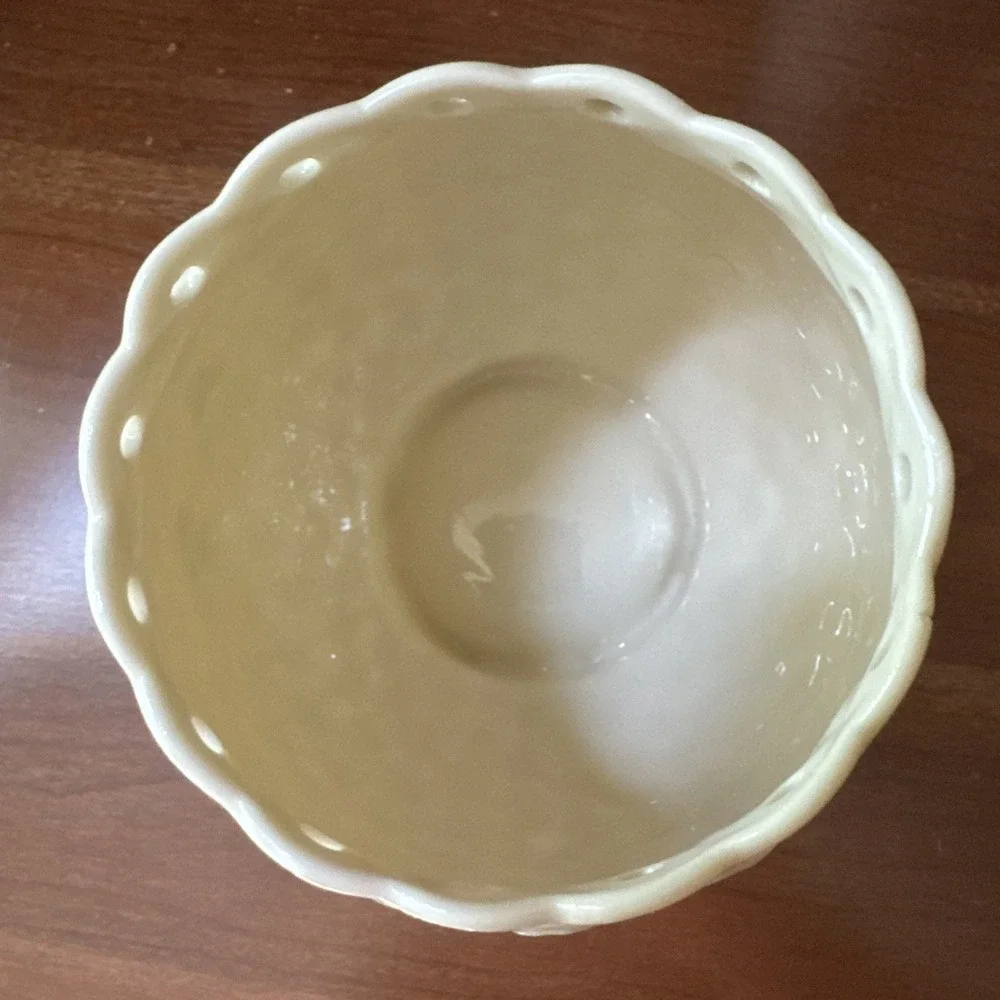 Belleek authentic vintage